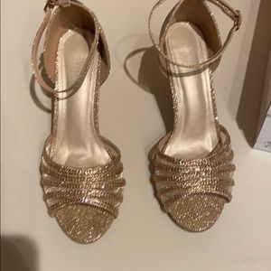 David’s Bridal Glitter & Mesh High Heel shoes 8.5